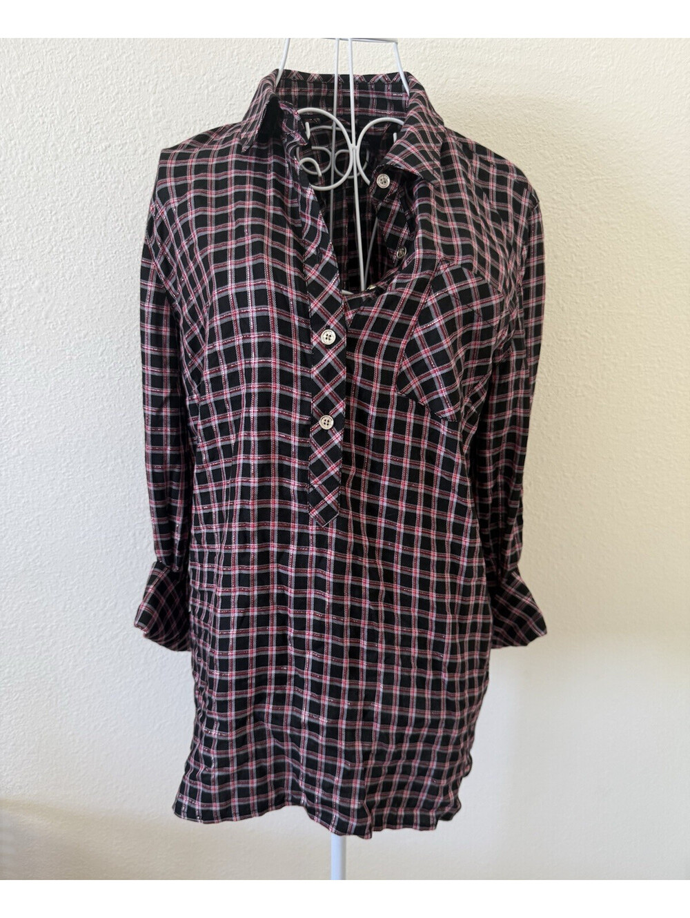 Tommy Hilfiger Women's Roll Tab Pullover Shirt SZ M NEW Black Red White Plaid LS